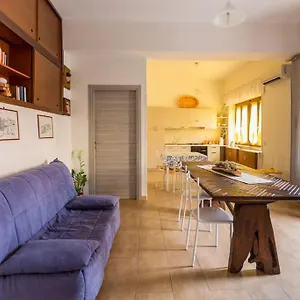 https://incantevole-appartamento-nel-centro-storico.in-sardinia.net